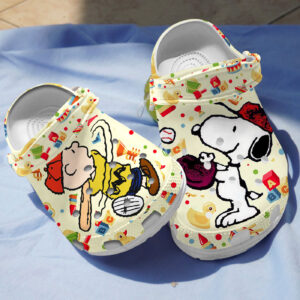 Funny Peanut Snoopy Clogs