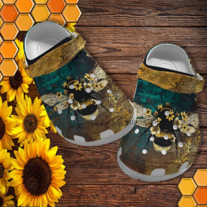 Vintage Bee Pattern Clogs