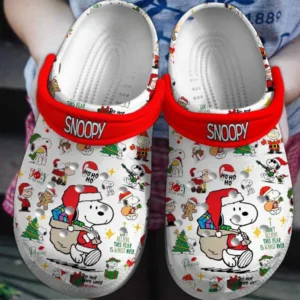 Non-slip And Lightweight Snoopy Christmas Clogs For Kids And Adults