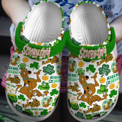 cute-scooby-doo-and-lucky-shamrocks-patrick-crocs-for-kids-&-adults-pjmbl