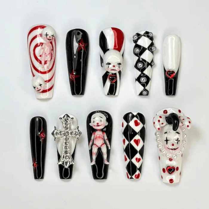 creepy-clown-dummy-halloween-press-on-nail-box-dsopp (1)